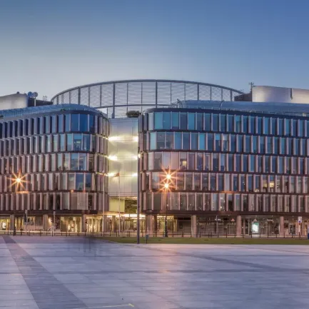 Metropolitan Metropolitan