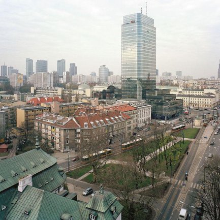 Blue Tower / Błękitny Wieżowiec